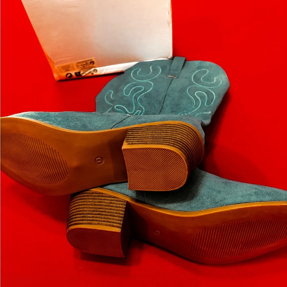 Blue Western Boots - Picture 2 of 11